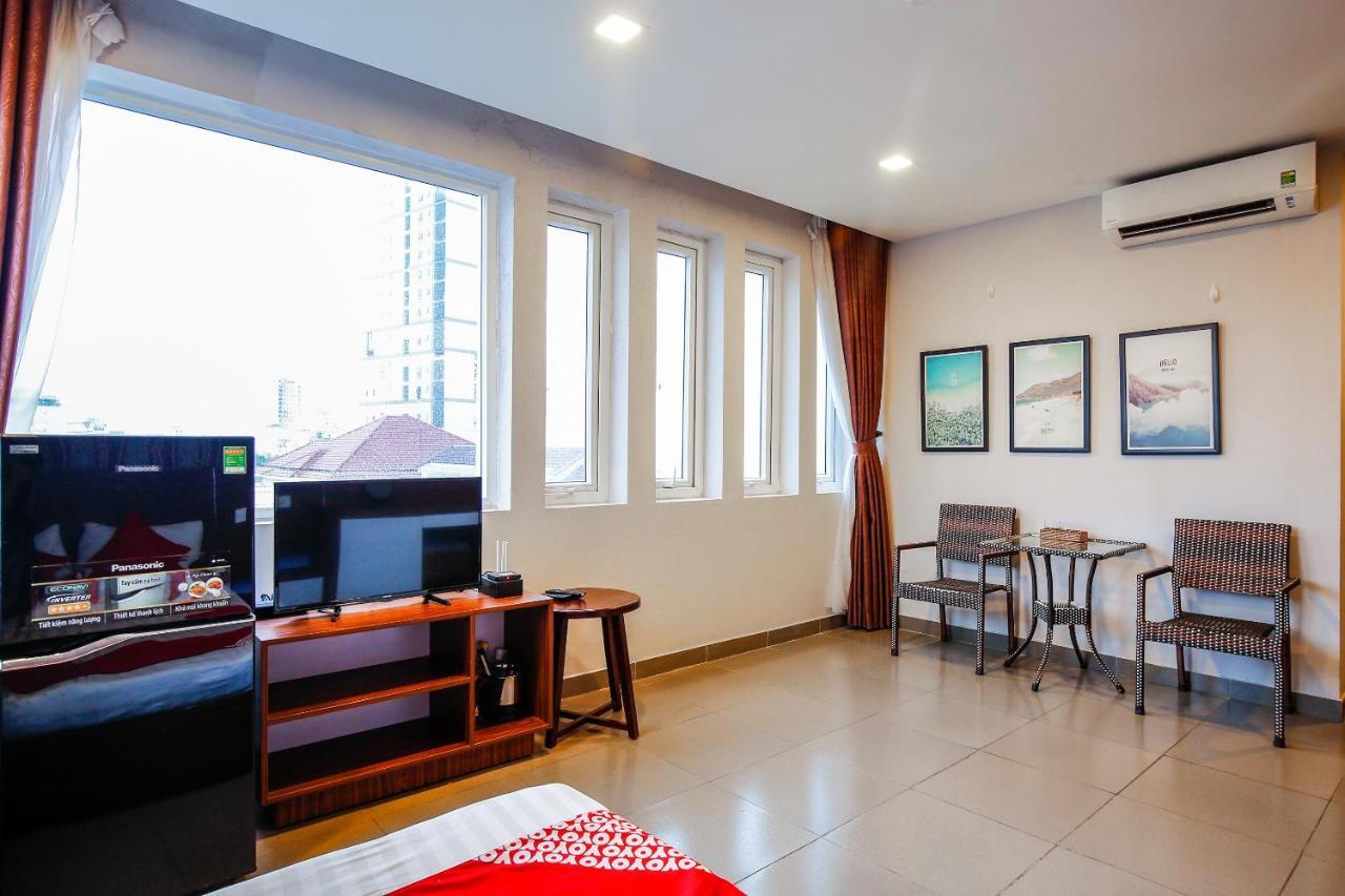 Oyo 491 Truong Sa Hotel Da Nang Buitenkant foto